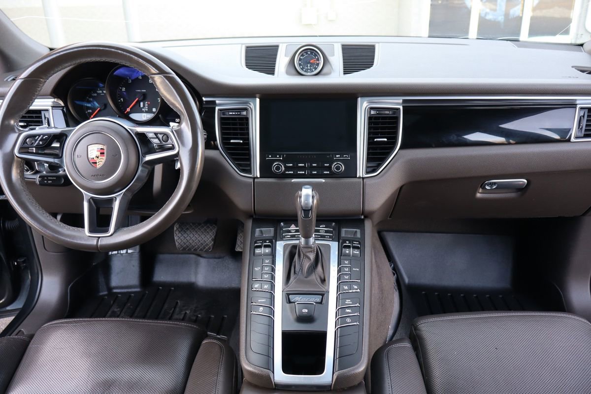 Used 2017 Porsche Macan image 15