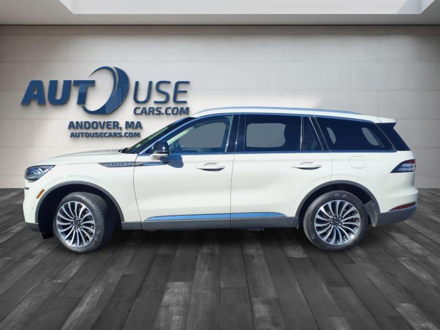 Used 2023 Lincoln Aviator Reserve w/ Equipment Group 201A AWD/4WD image 8