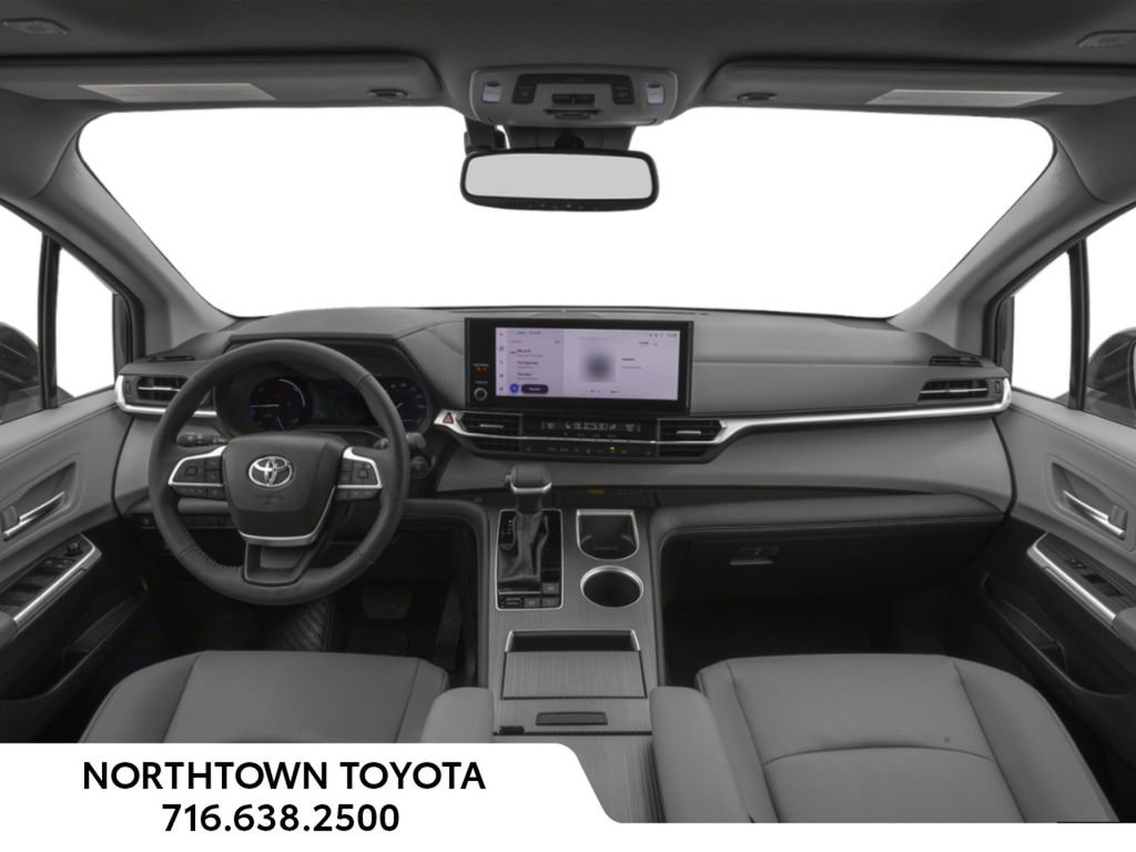 New 2026 Toyota Sienna XLE image 5