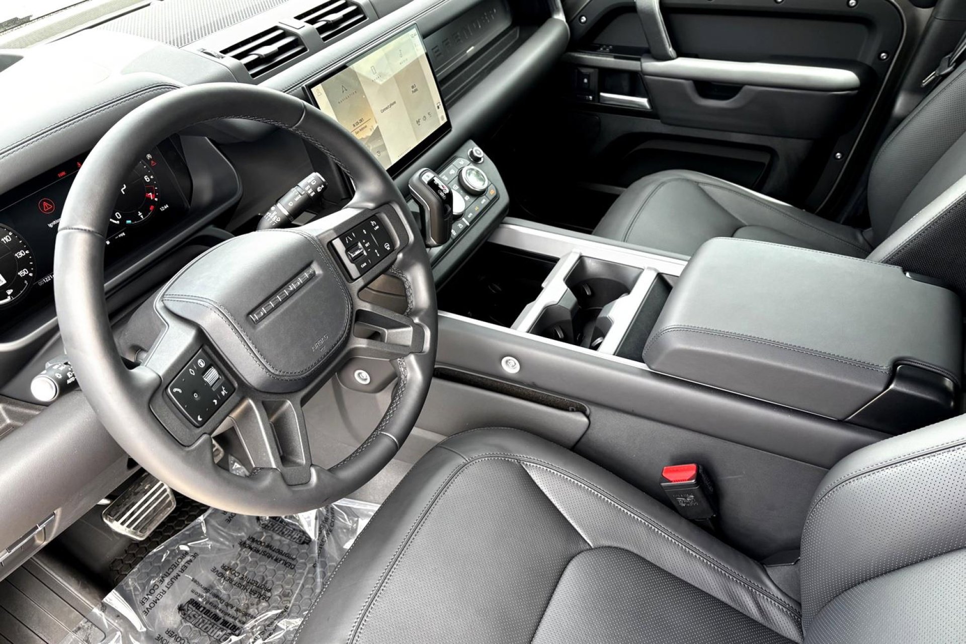Used 2025 Land Rover Defender 110 X image 8