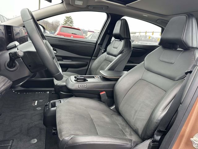 Used 2023 Nissan Ariya PREMIERE image 15