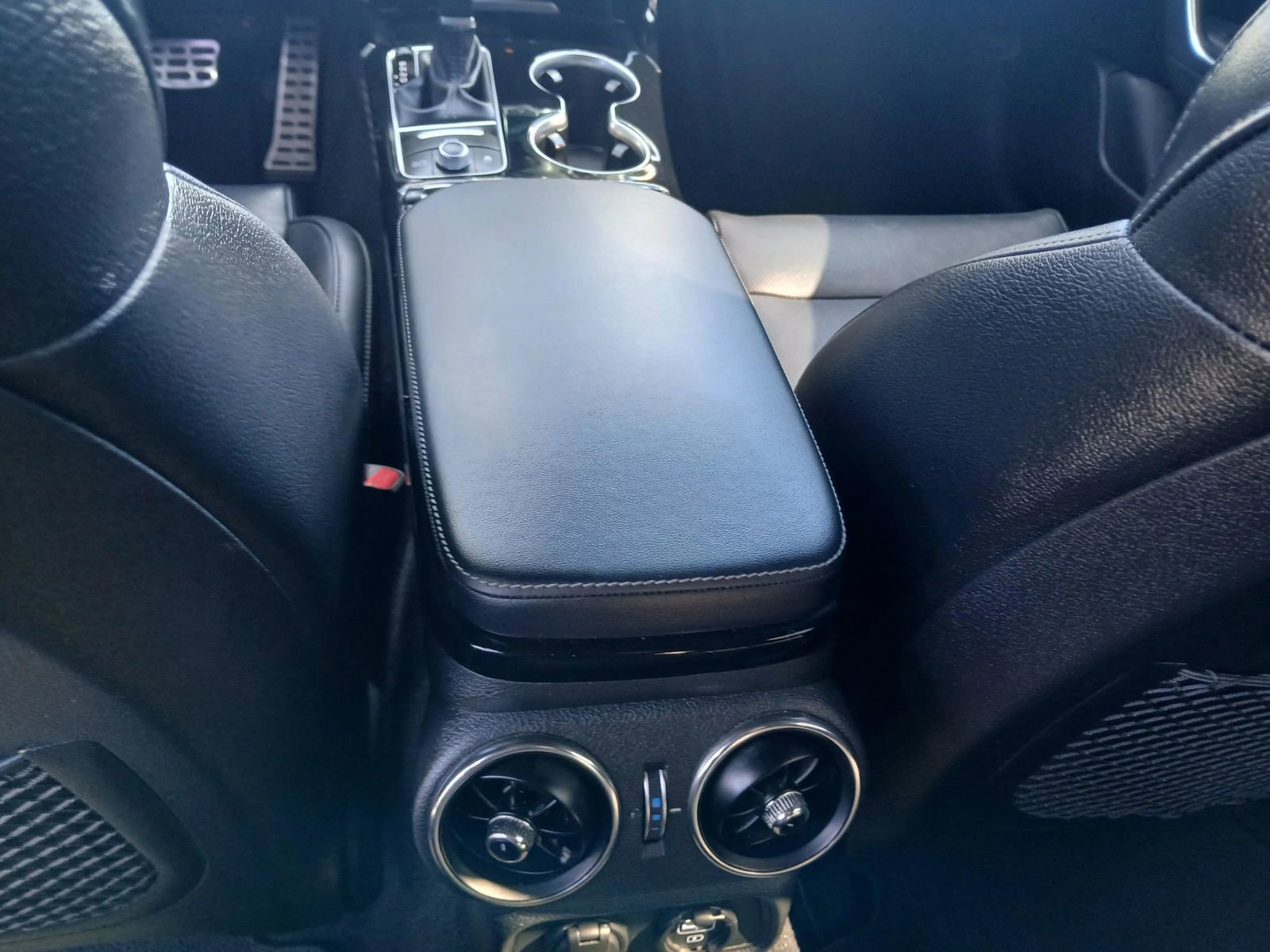 Used 2022 Kia Stinger GT-Line image 27