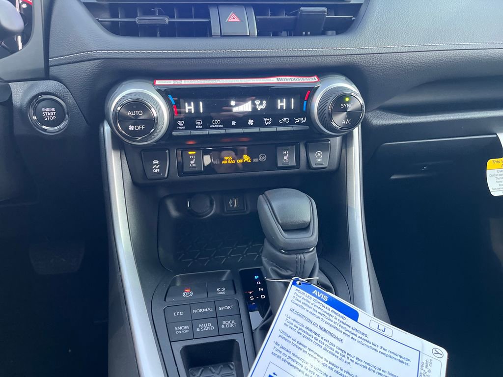 New 2025 Toyota RAV4 XLE image 18