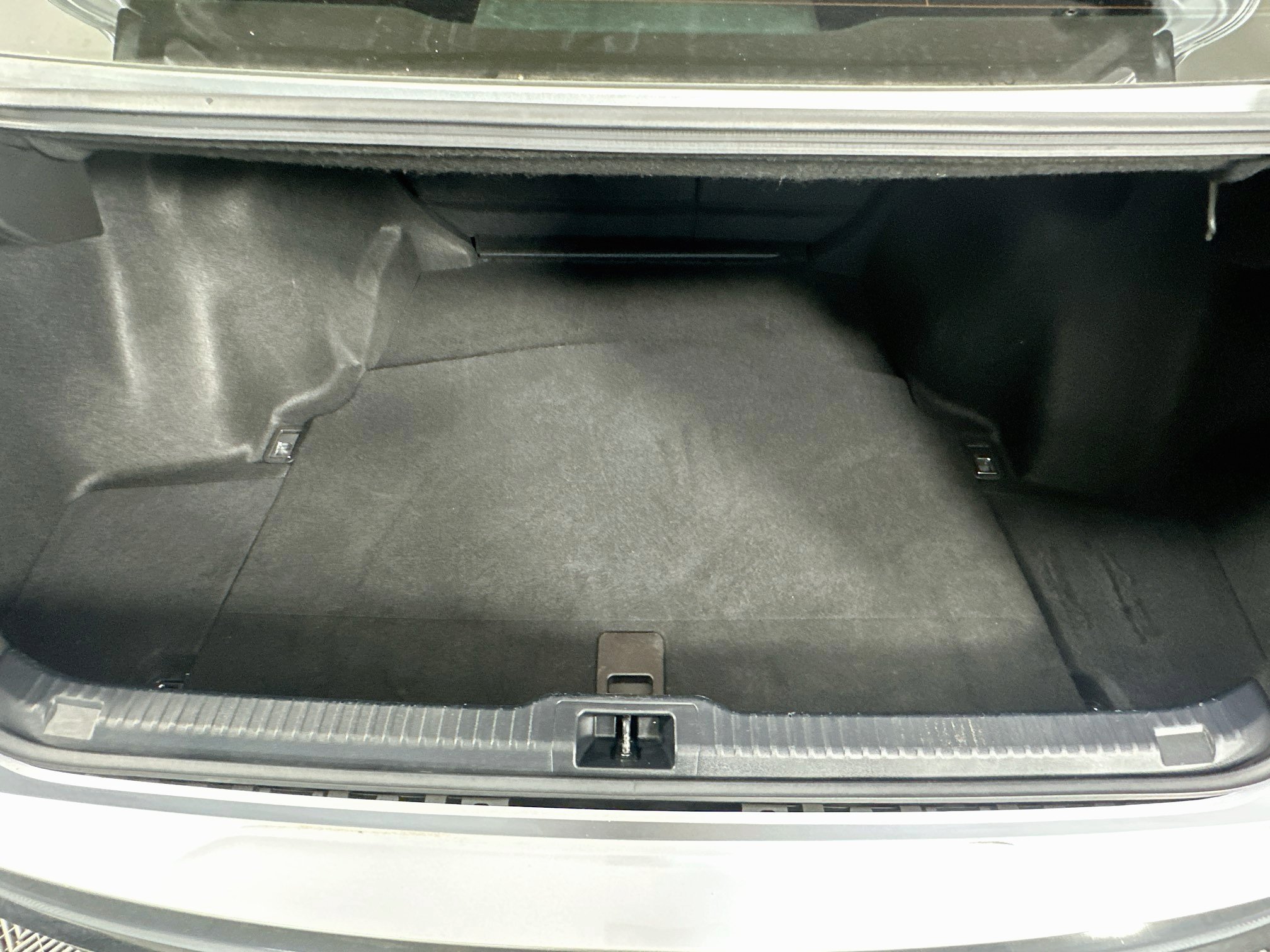 Used 2024 Lexus IS 350 F Sport RWD image 31
