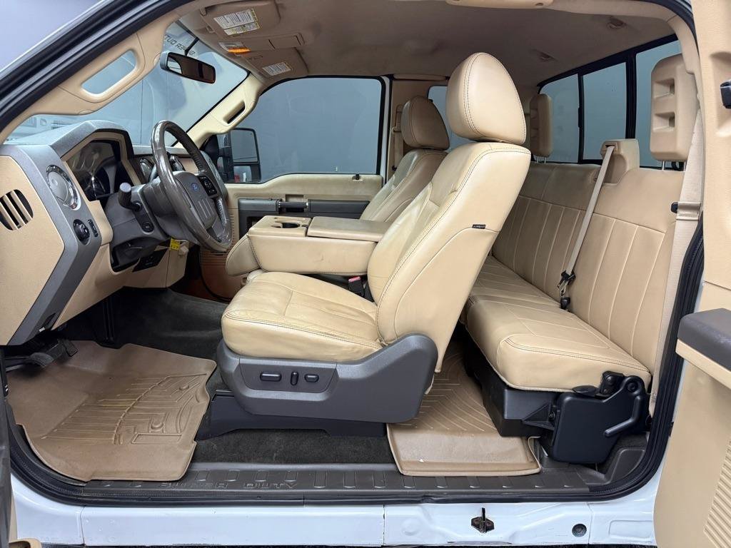 Used 2011 Ford F250 Lariat w/ Chrome Pkg AWD/4WD image 14