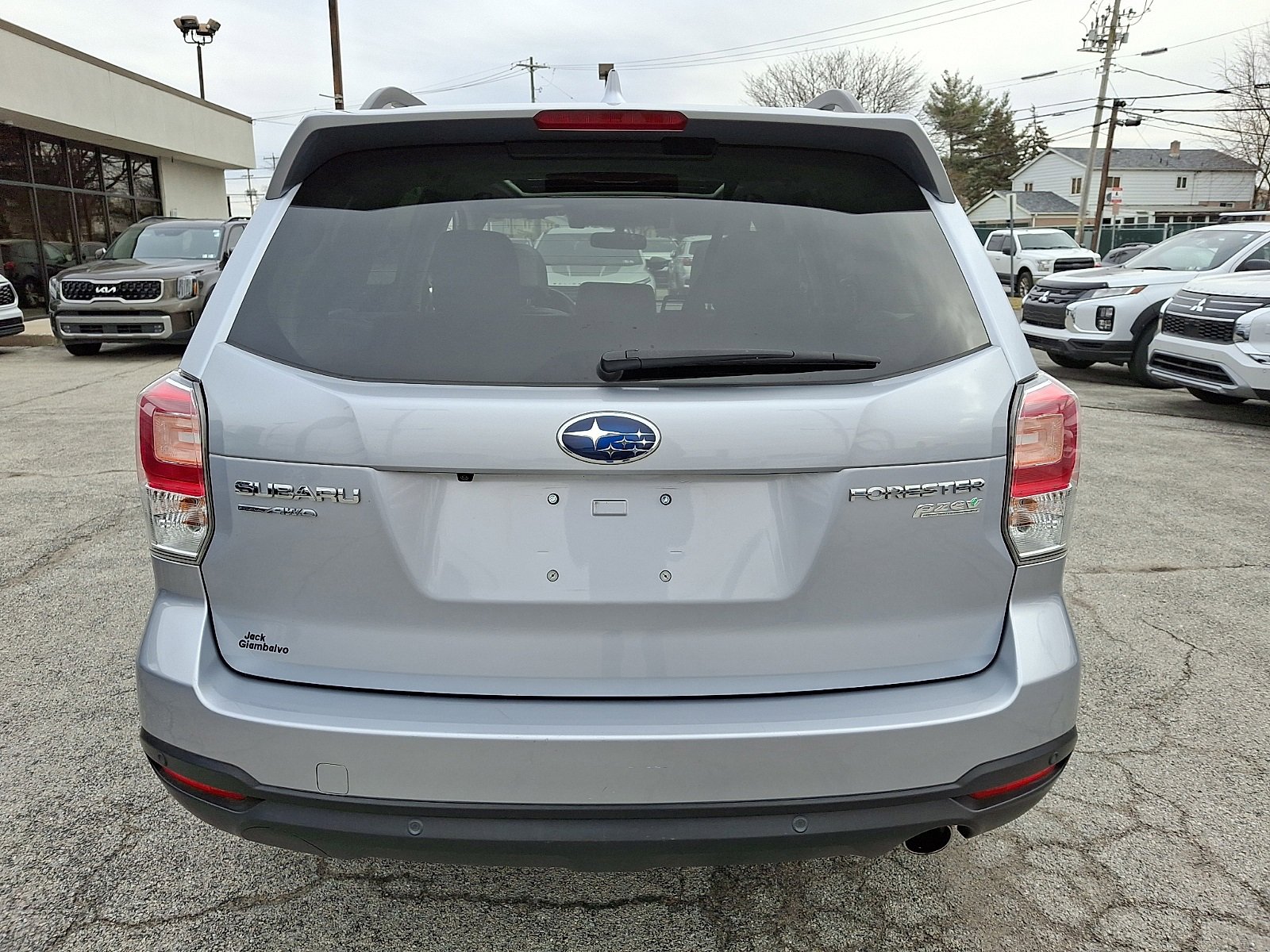 Used 2017 Subaru Forester 2.5i Touring image 6