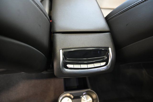 Used 2025 Cadillac XT6 Premium Luxury image 27