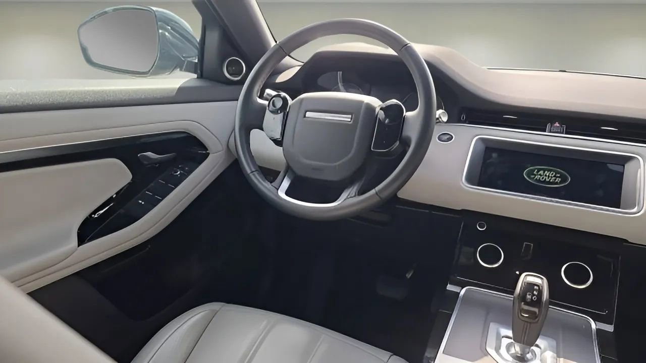 Used 2020 Land Rover Range Rover Evoque S image 21