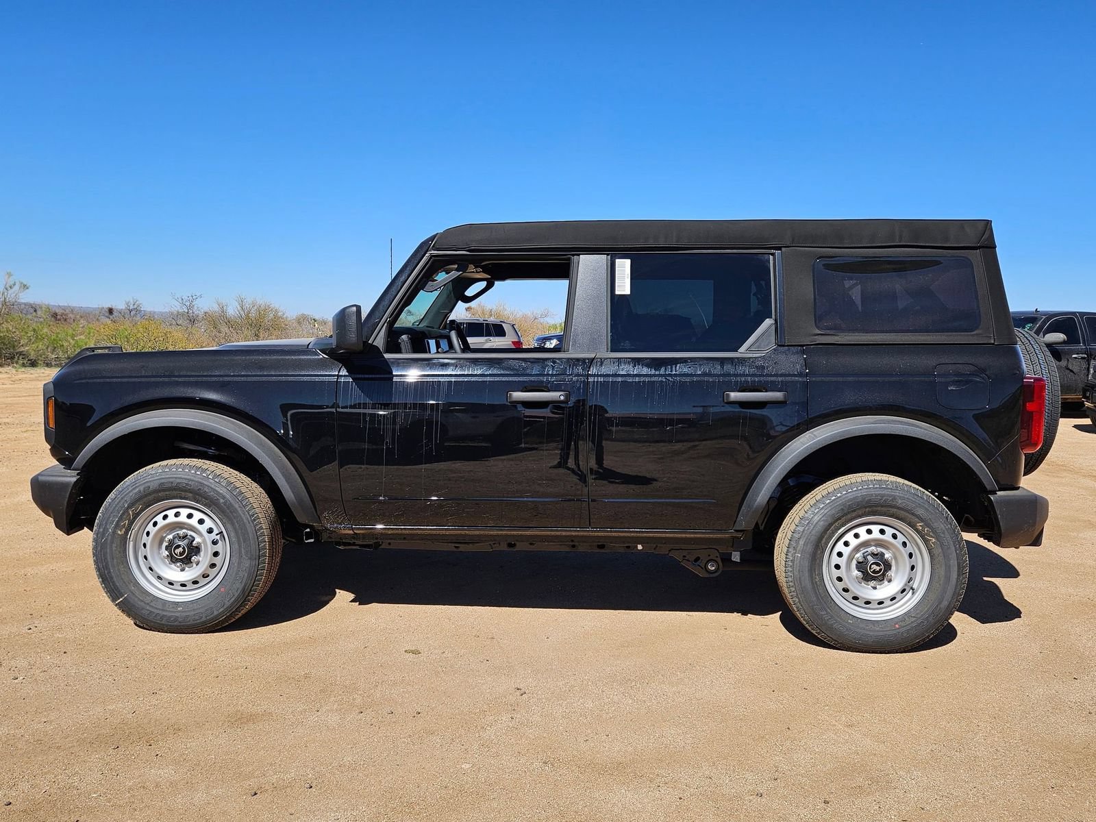 New 2026 Ford Bronco 4-Door AWD/4WD image 9