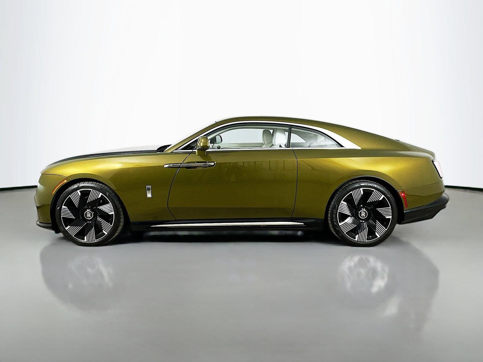 Used 2024 Rolls-Royce Spectre w/ Leather Finishing Pack AWD/4WD image 11