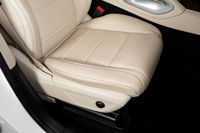 Used 2022 Mercedes-Benz GLS 450 4MATIC image 53