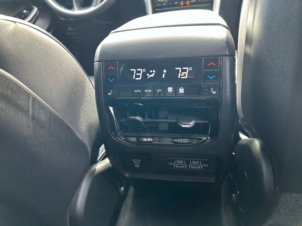 Used 2023 Jeep Grand Cherokee Overland w/ Luxury Tech Group IV image 19