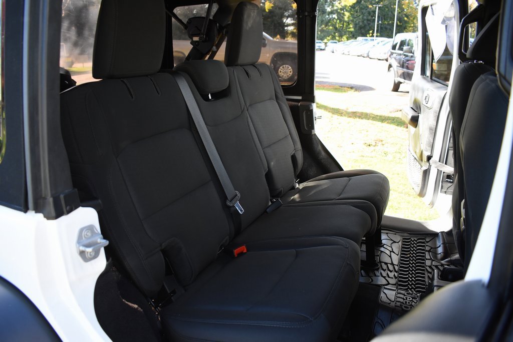 Used 2021 Jeep Wrangler Unlimited Sport image 32
