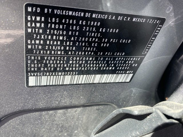 Used 2025 Volkswagen Taos SE image 6