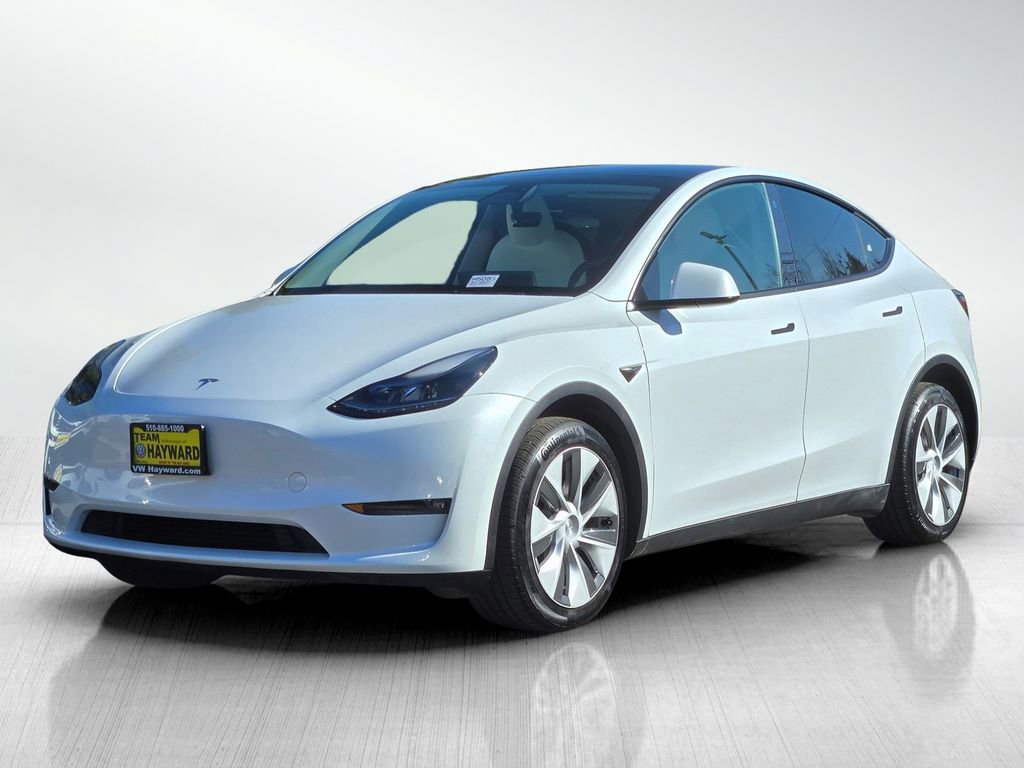 Used 2023 Tesla Model Y Long Range image 8
