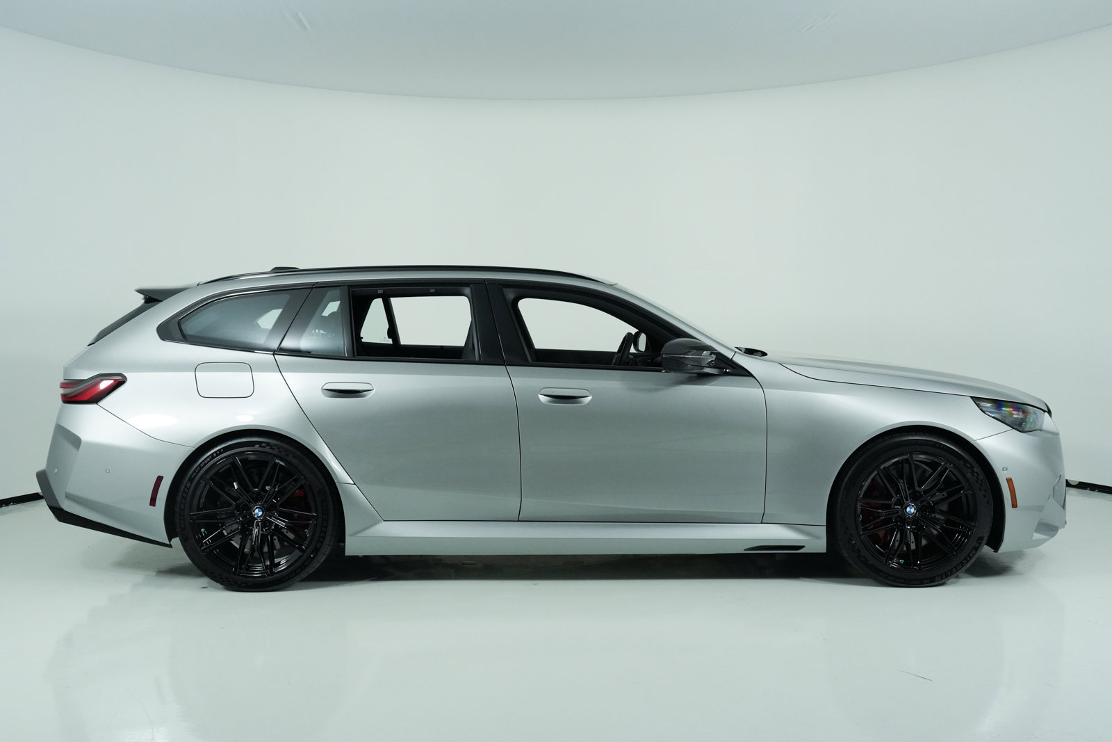 Used 2025 BMW M5 Touring AWD/4WD image 8