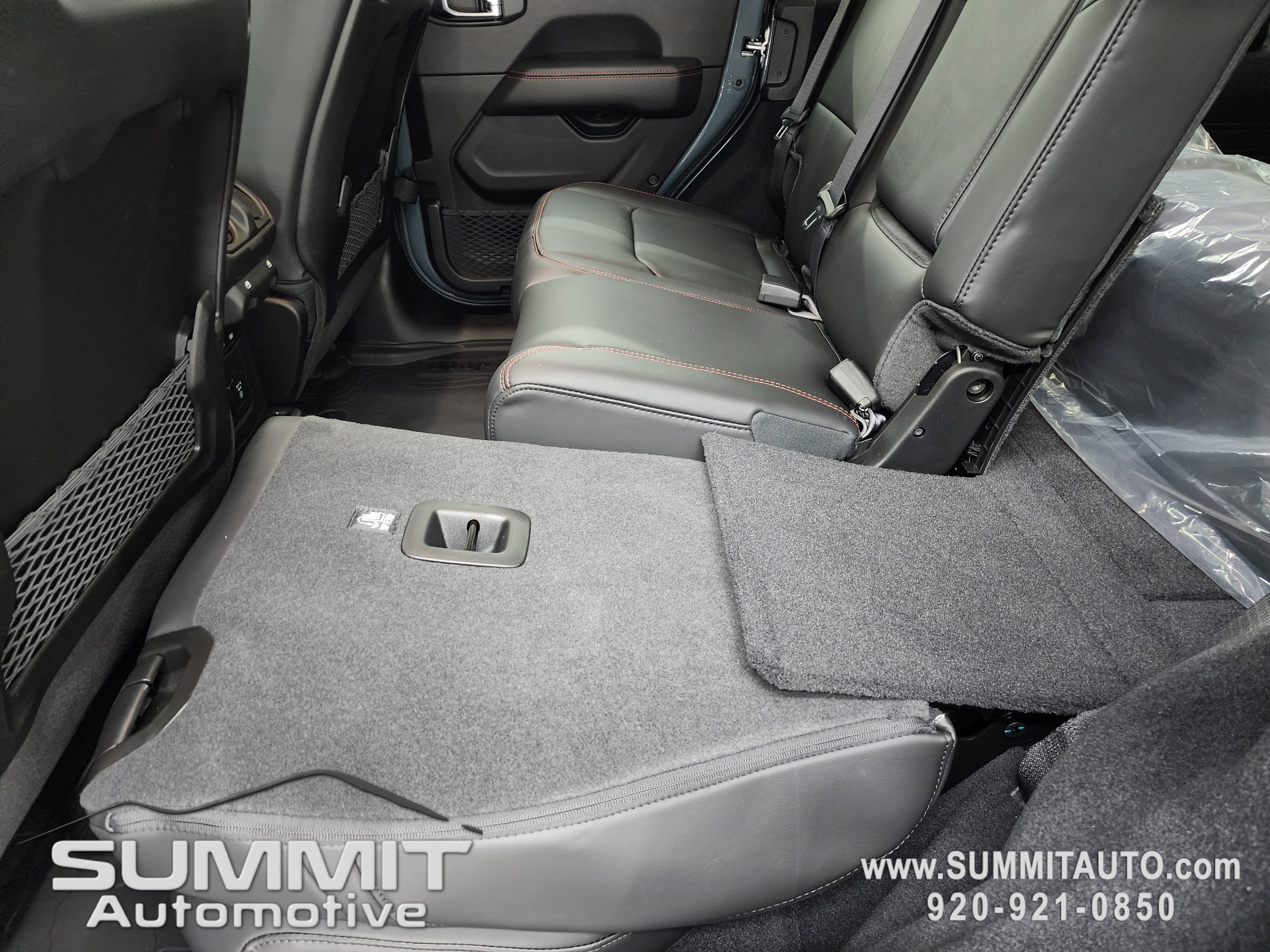 New 2026 Jeep Wrangler Unlimited Rubicon w/ Safety Group image 38