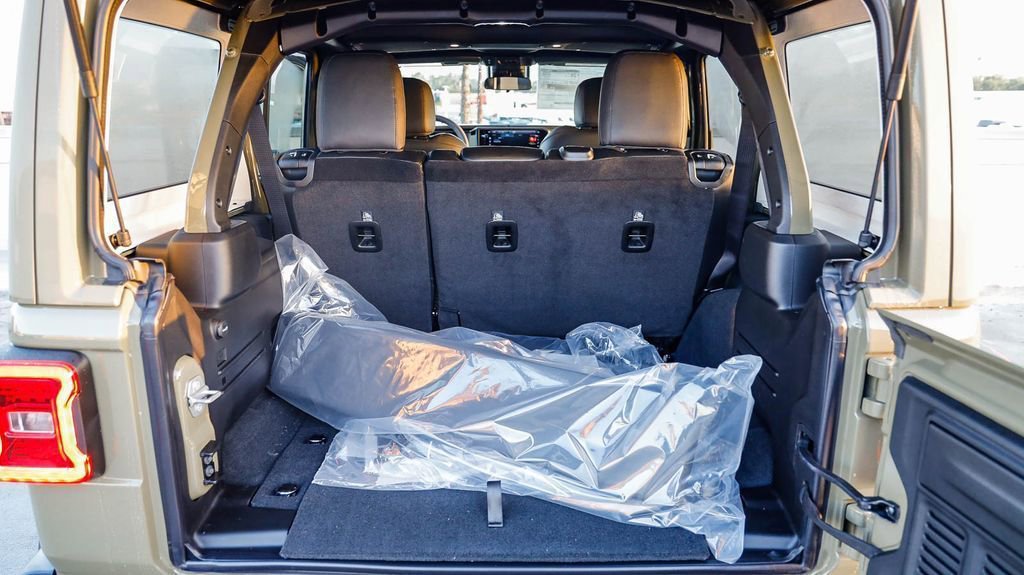 New 2025 Jeep Wrangler Sport S image 27