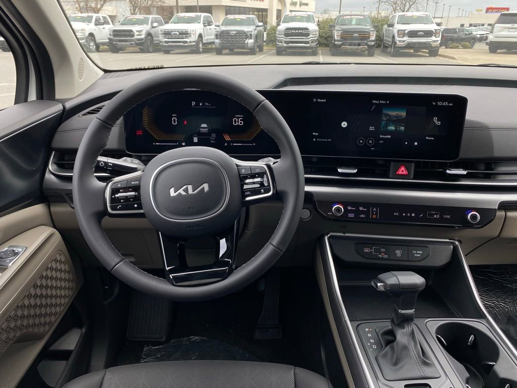 New 2026 Kia Carnival FWD image 15