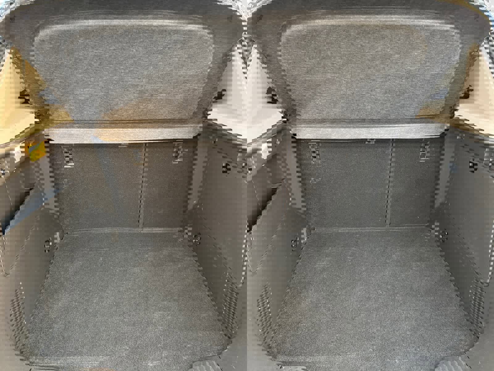 Used 2022 Buick Encore Preferred w/ Safety Package image 16