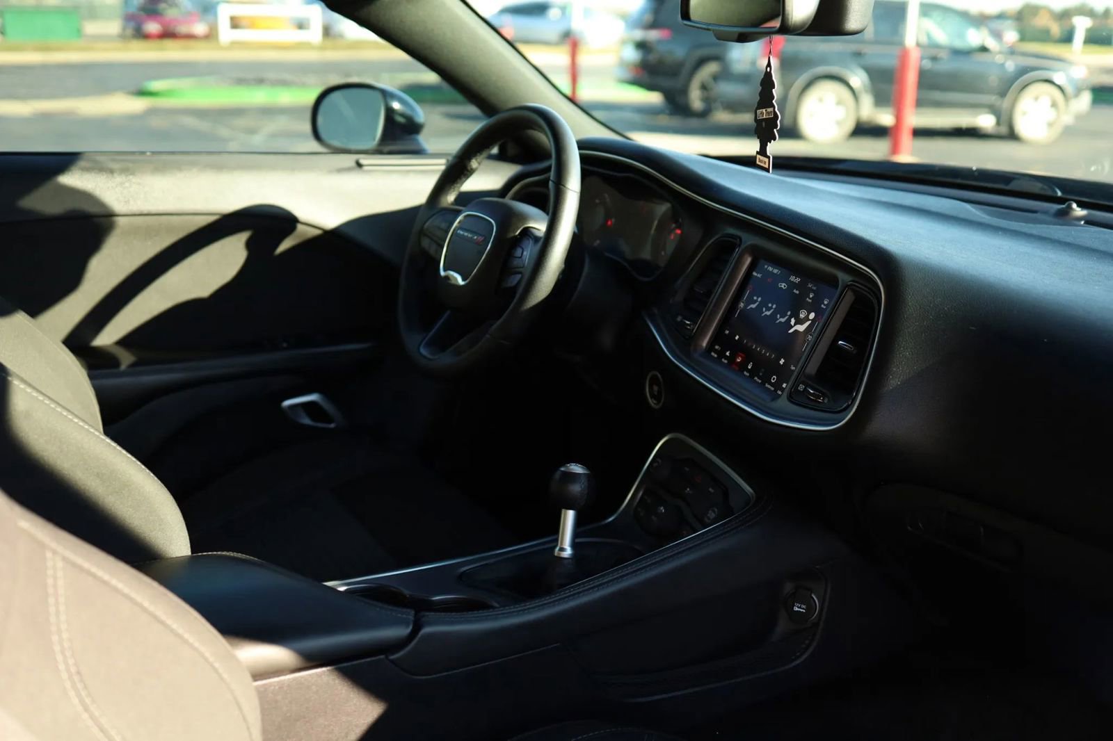 Used 2016 Dodge Challenger R/T w/ Blacktop Package image 45