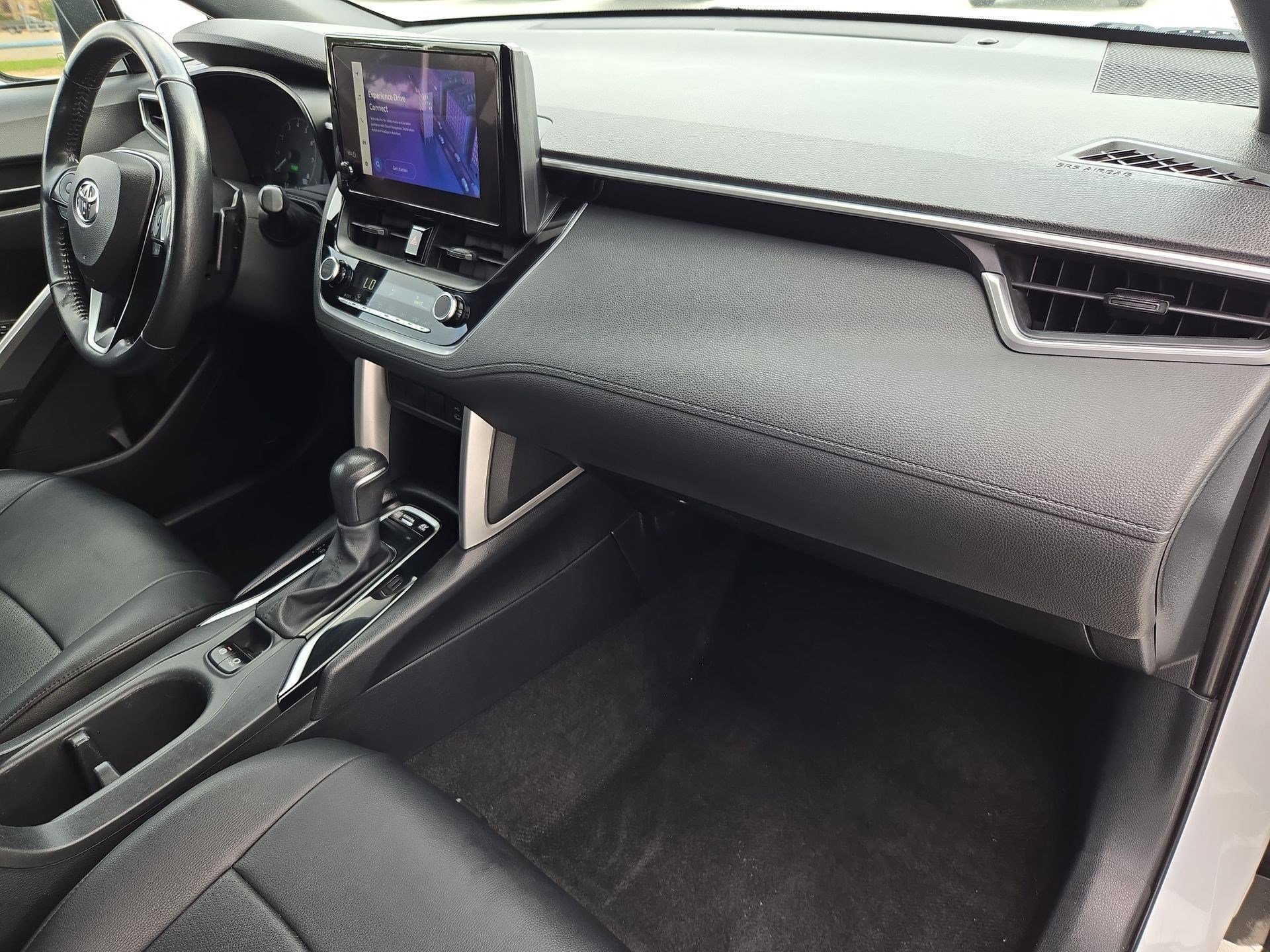 Used 2023 Toyota Corolla Cross S AWD/4WD image 31