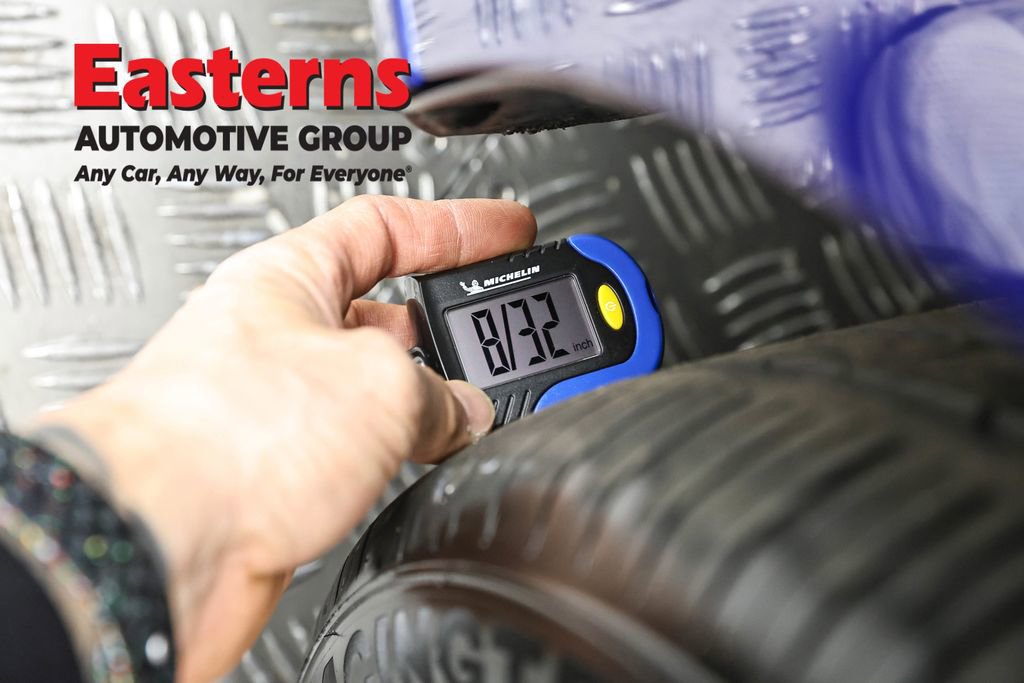 Used 2023 Hyundai Elantra Limited w/ Preferred Accessory Package image 30