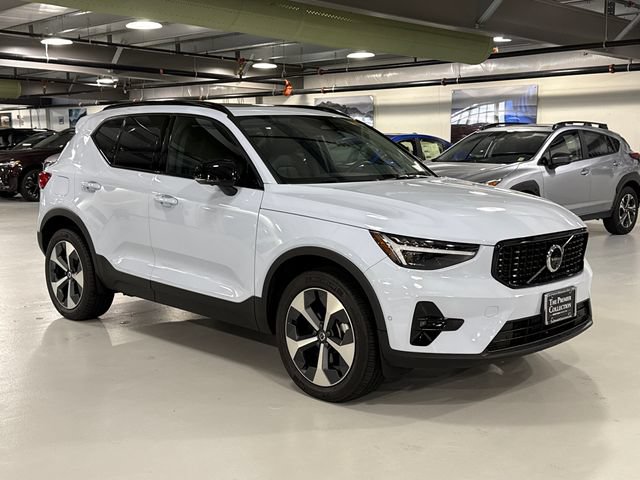 Used 2026 Volvo XC40 B5 Plus
