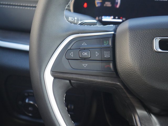 New 2025 Jeep Grand Cherokee Limited w/ Black Appearance Package image 16