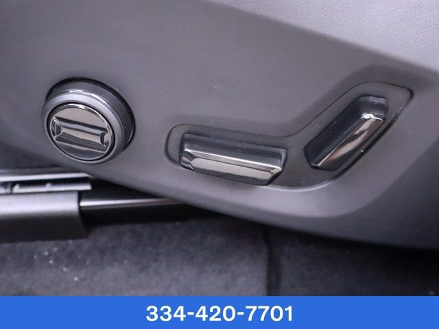 New 2024 Volvo XC60 T8 Plus w/ Climate Package image 13