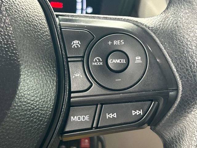 Used 2026 Toyota Corolla Cross L FWD image 31