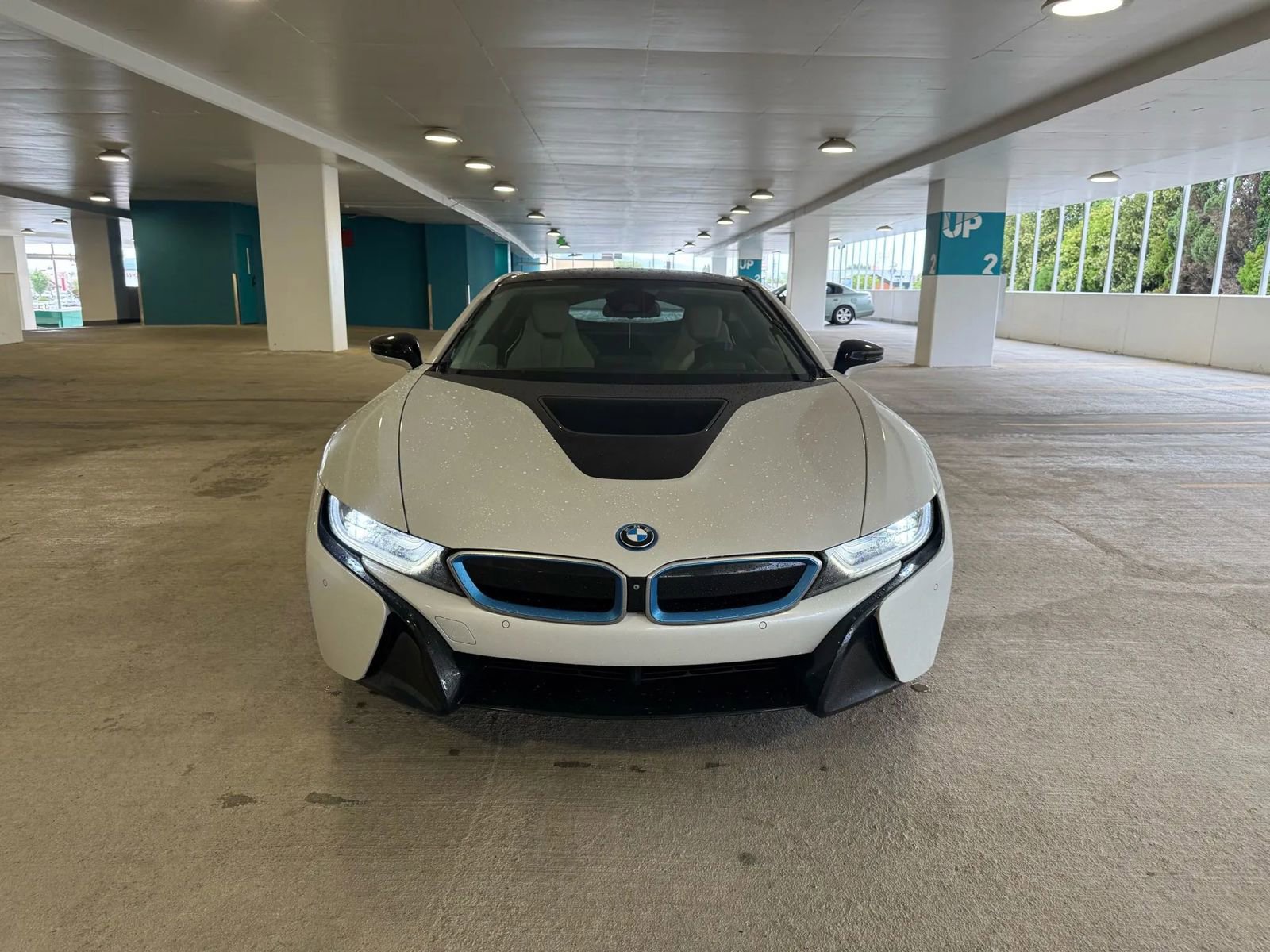 Used 2015 BMW i8 image 7
