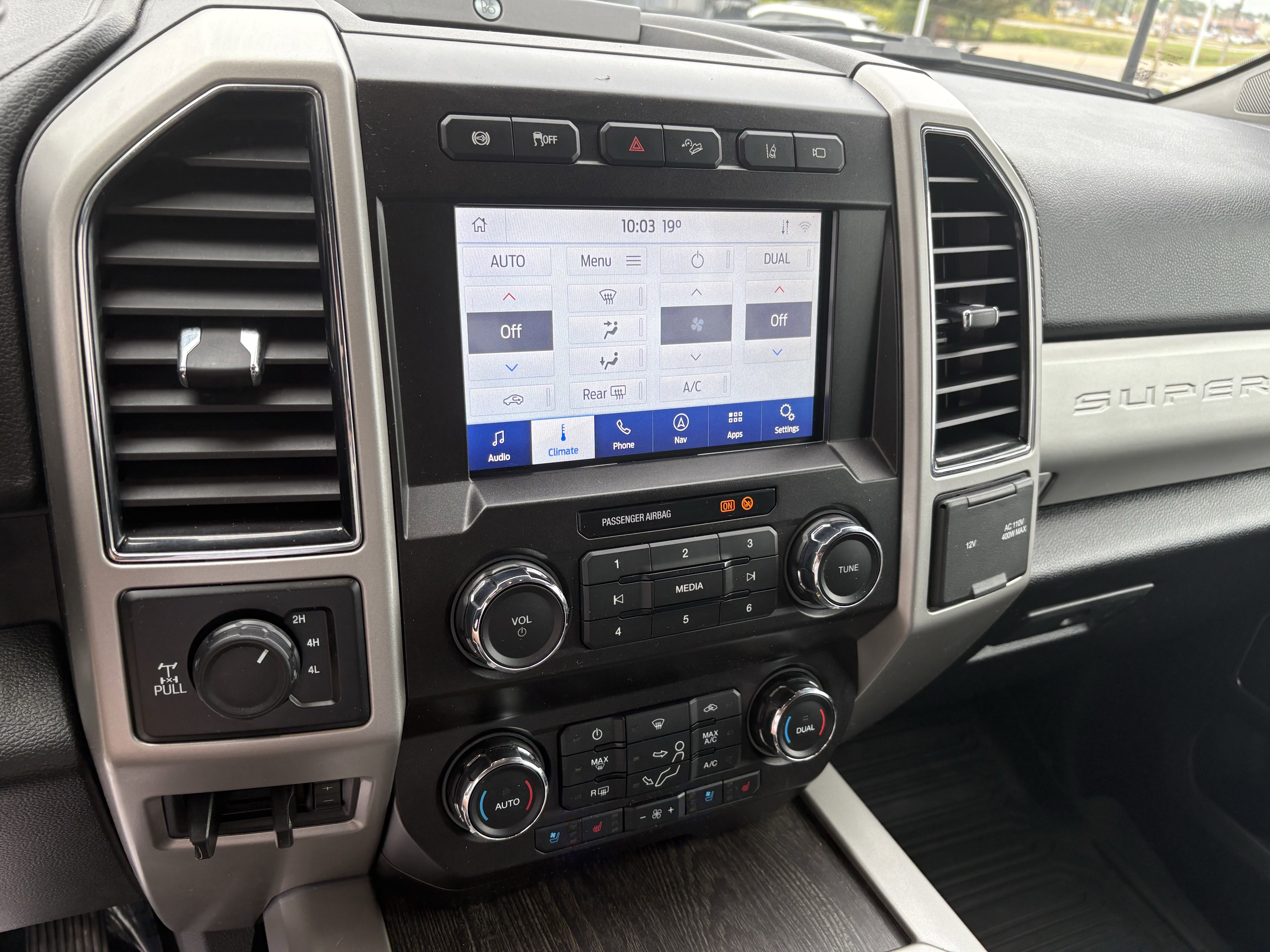 Used 2020 Ford F250 Lariat image 14