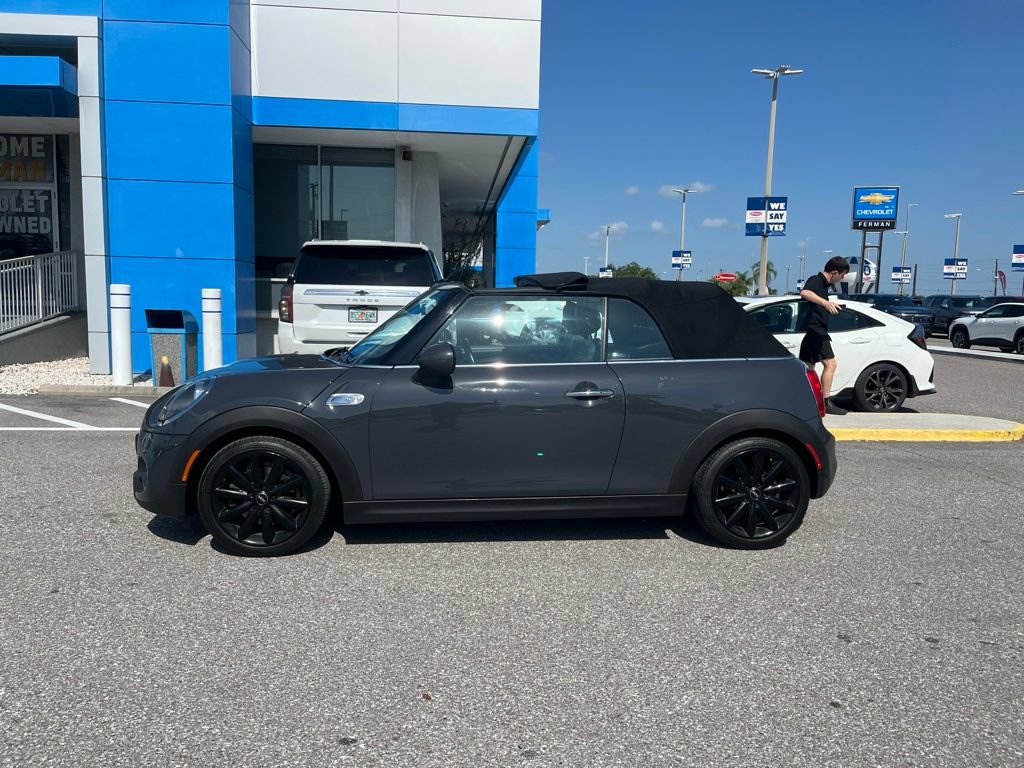 Used 2019 MINI Cooper S w/ Signature Upholstery Package FWD image 3