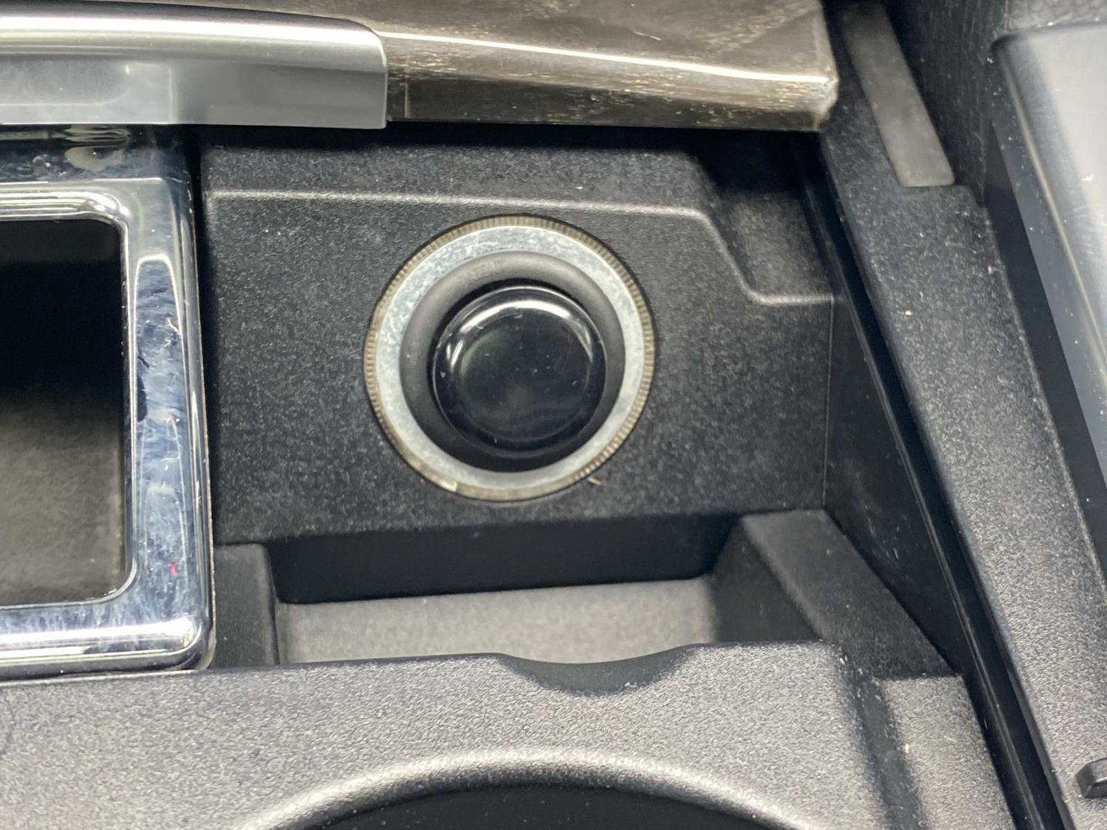 Used 2016 Mercedes-Benz E 350 Sedan image 43