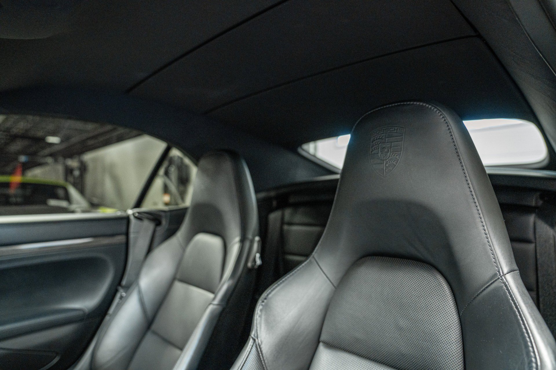 Used 2016 Porsche 911 Turbo S image 25