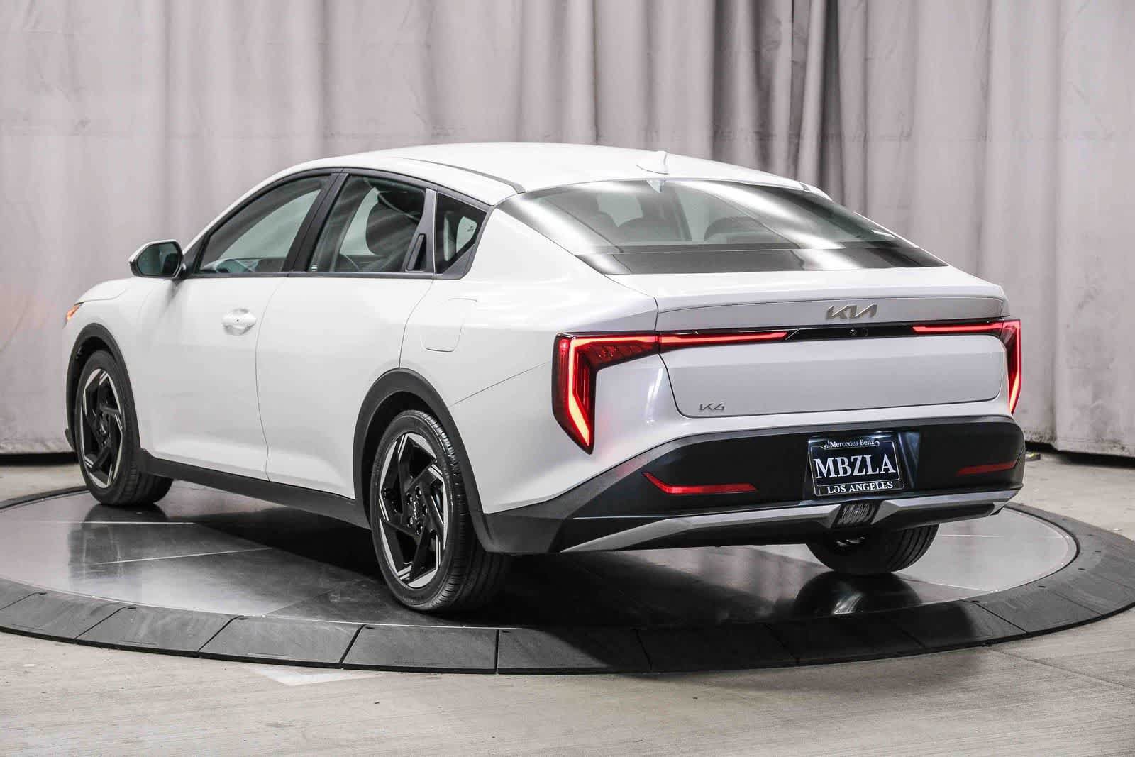 Used 2025 Kia K4 EX FWD video 2
