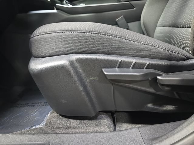 New 2026 Chevrolet Equinox LT w/ Safety and Technology Package AWD/4WD image 29