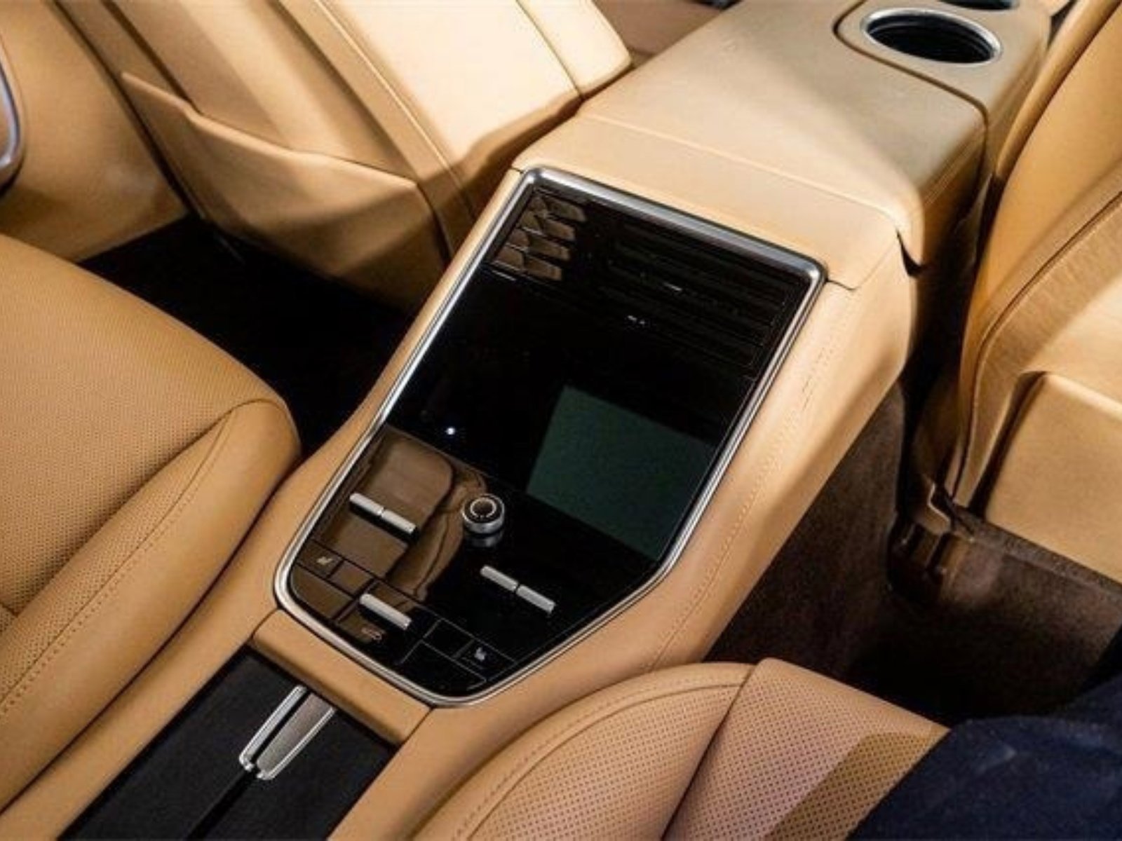 Used 2023 Porsche Panamera 4 Platinum Edition w/ Assistance Package image 57