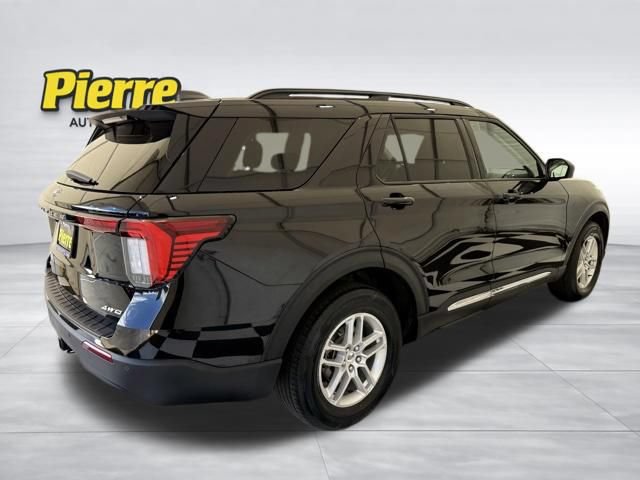 Used 2025 Ford Explorer Active AWD/4WD image 6