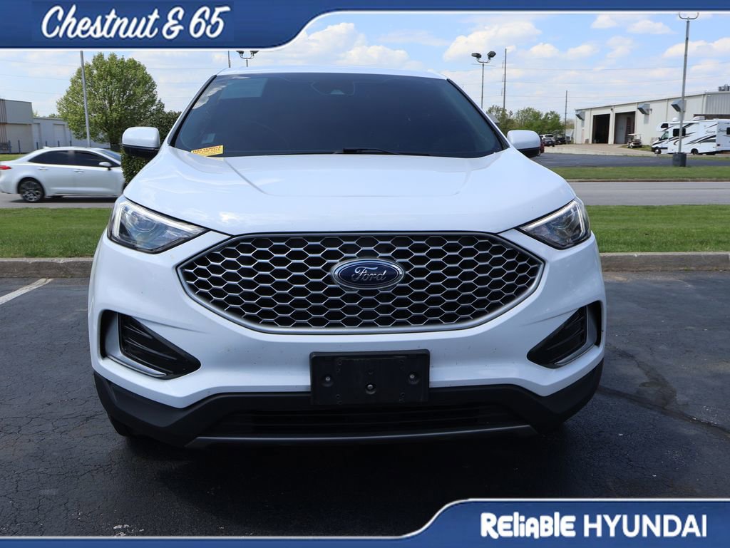 Used 2023 Ford Edge SEL image 9