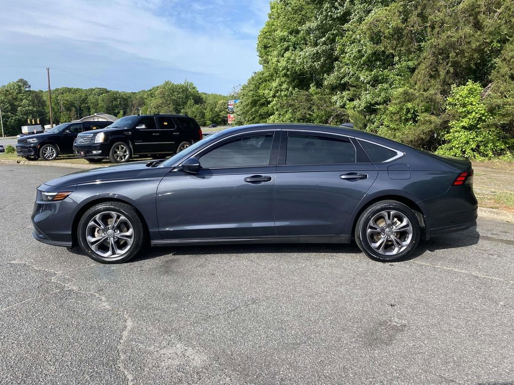 Used 2023 Honda Accord EX image 2