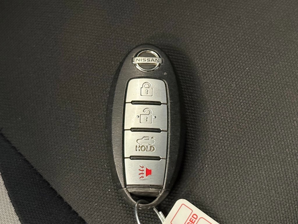 Used 2021 Nissan Versa SV image 16