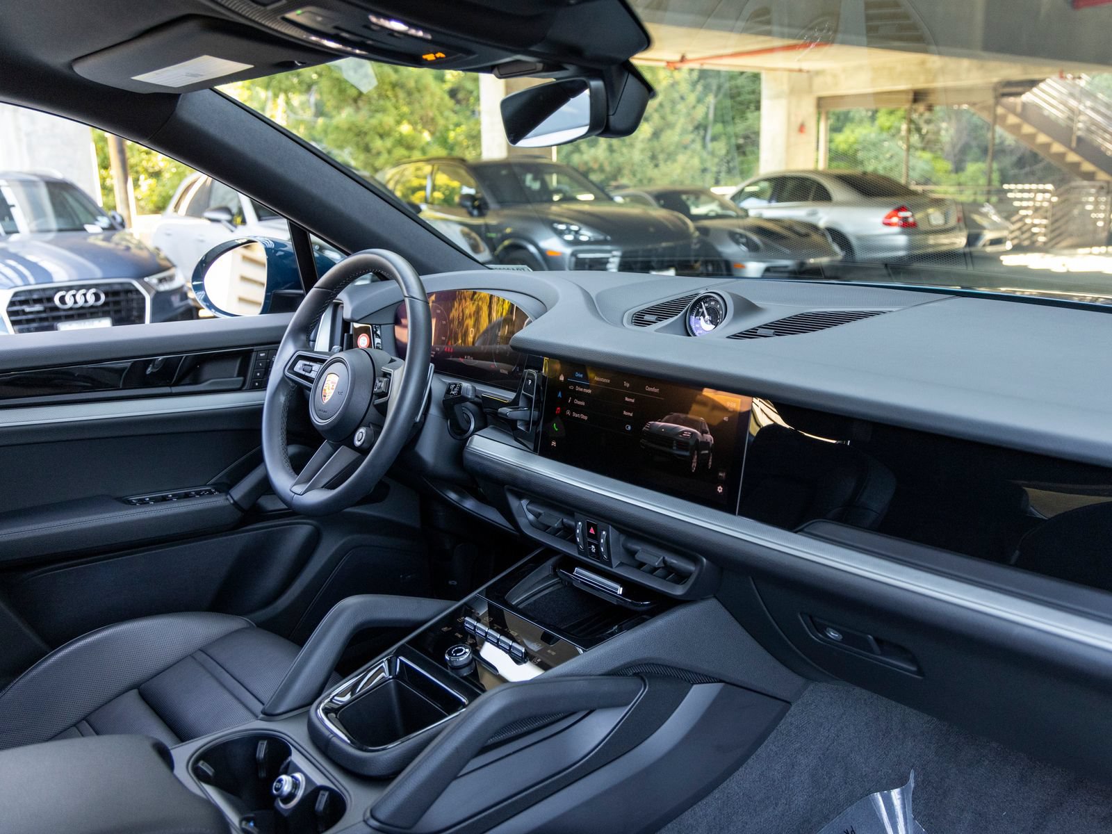 Certified 2026 Porsche Cayenne Coupe AWD/4WD image 62