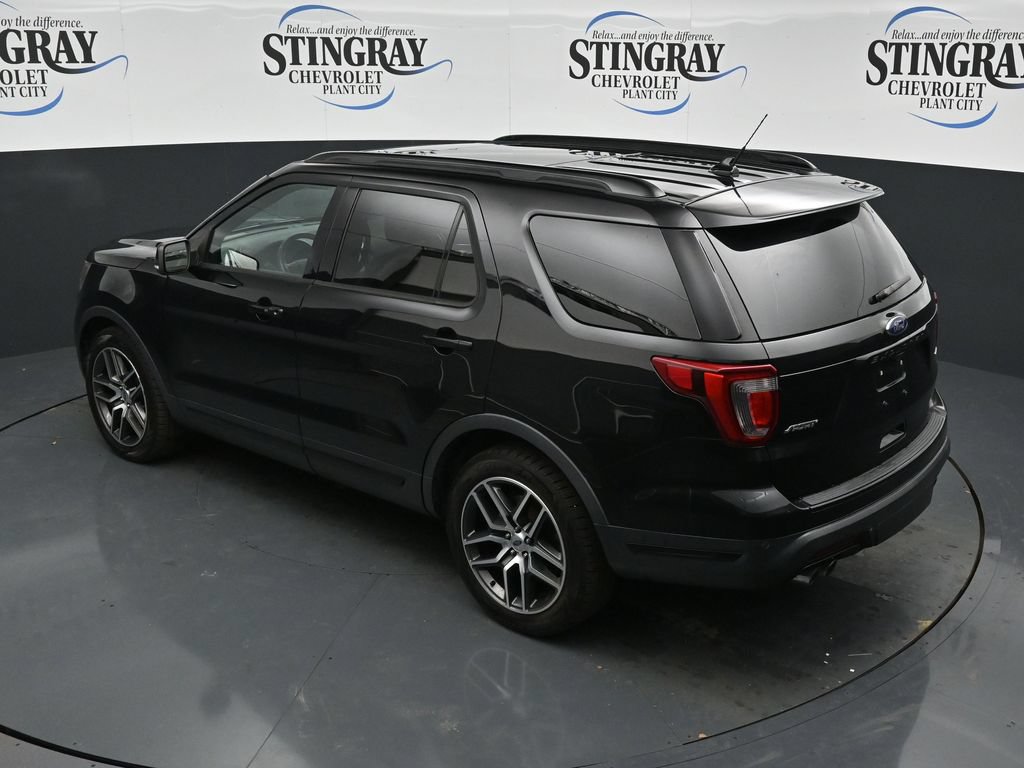 Used 2018 Ford Explorer Sport w/ Equipment Group 401A AWD/4WD image 22