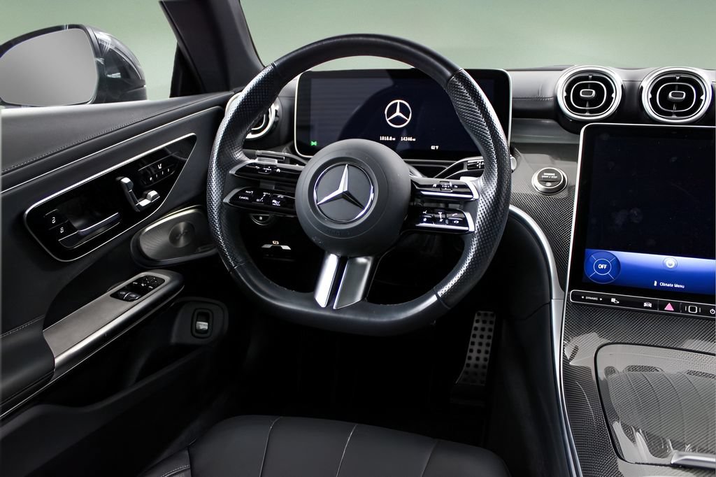 Used 2025 Mercedes-Benz CLE 300 4MATIC Coupe image 13