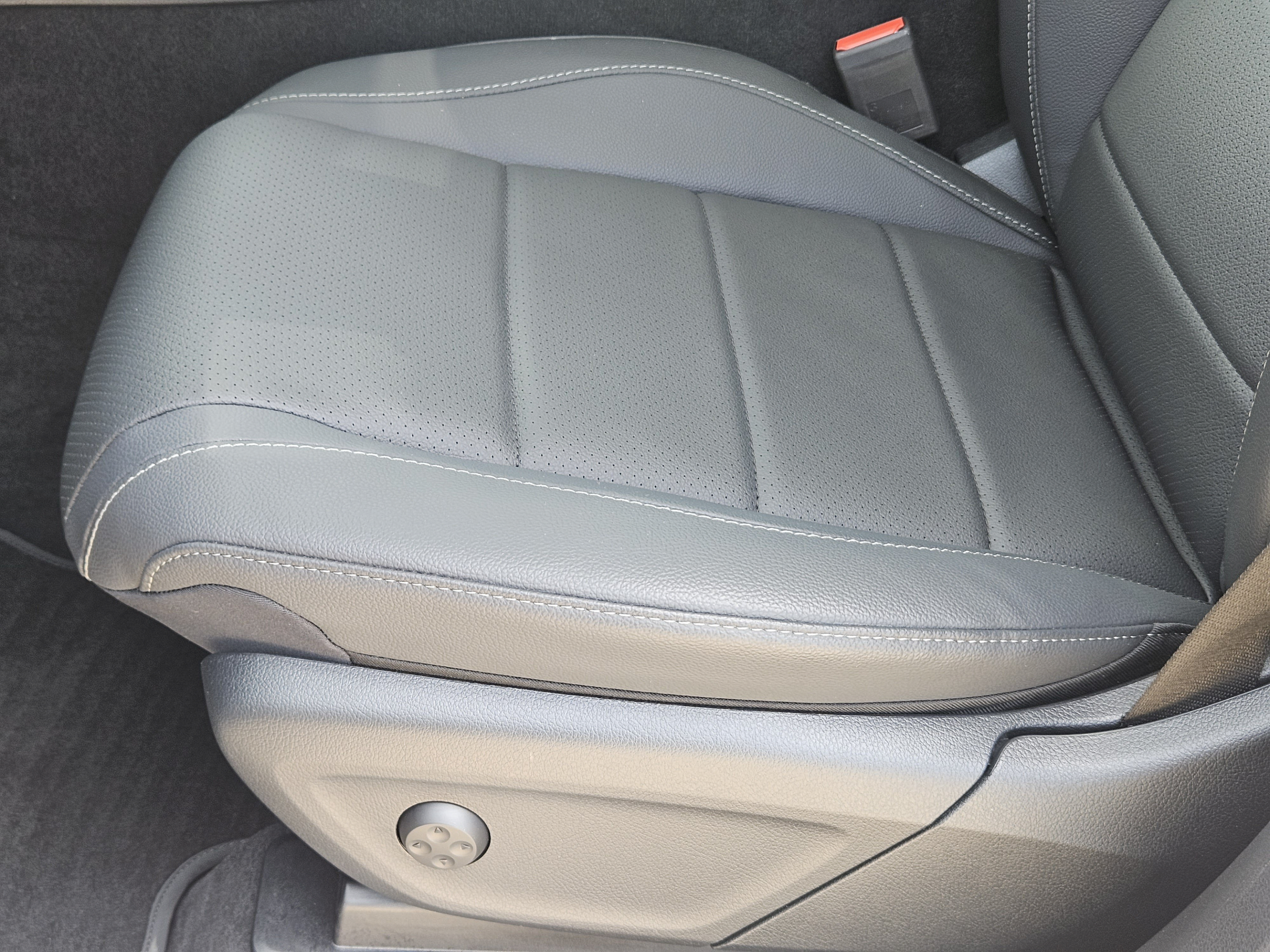 Certified 2026 Mercedes-Benz GLE 450 4MATIC image 15