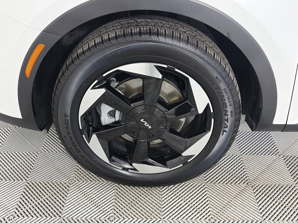 Used 2025 Kia Sorento EX image 8