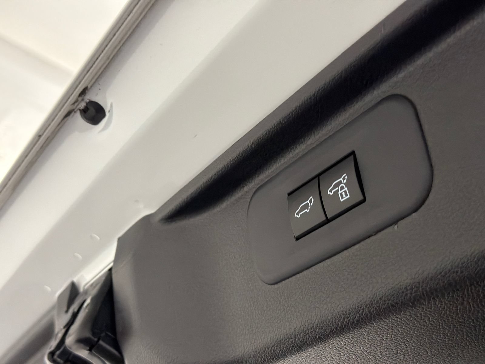 Used 2025 Toyota Grand Highlander AWD image 9