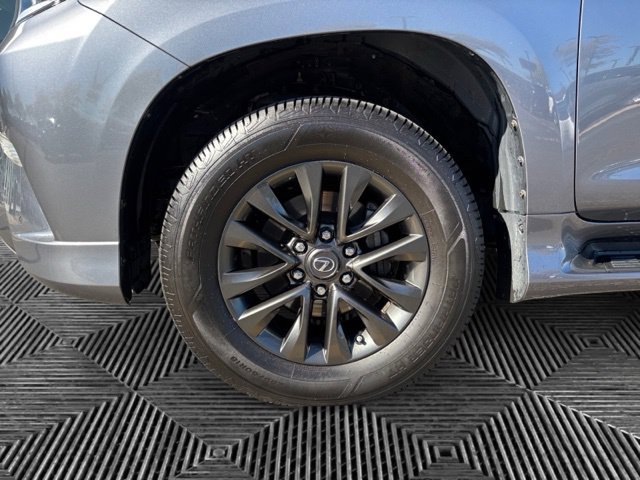 Used 2020 Lexus GX 460 Premium w/ Premium Package AWD/4WD image 31